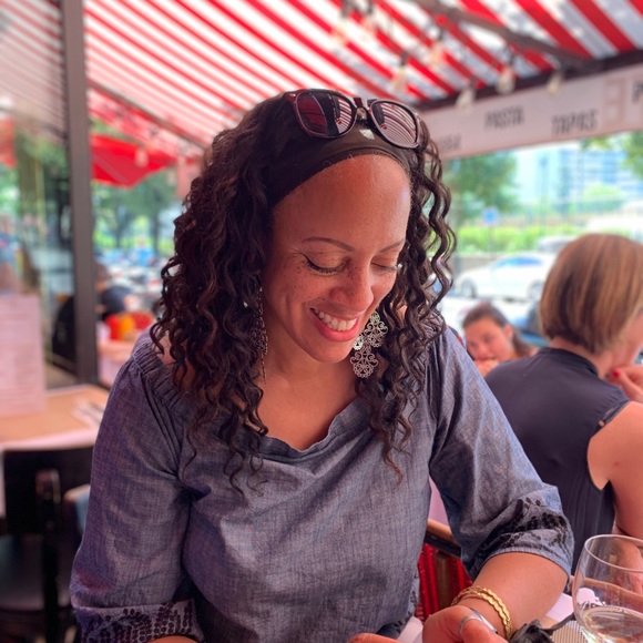 Meet your Posher, Lass - Picture 4 of 14